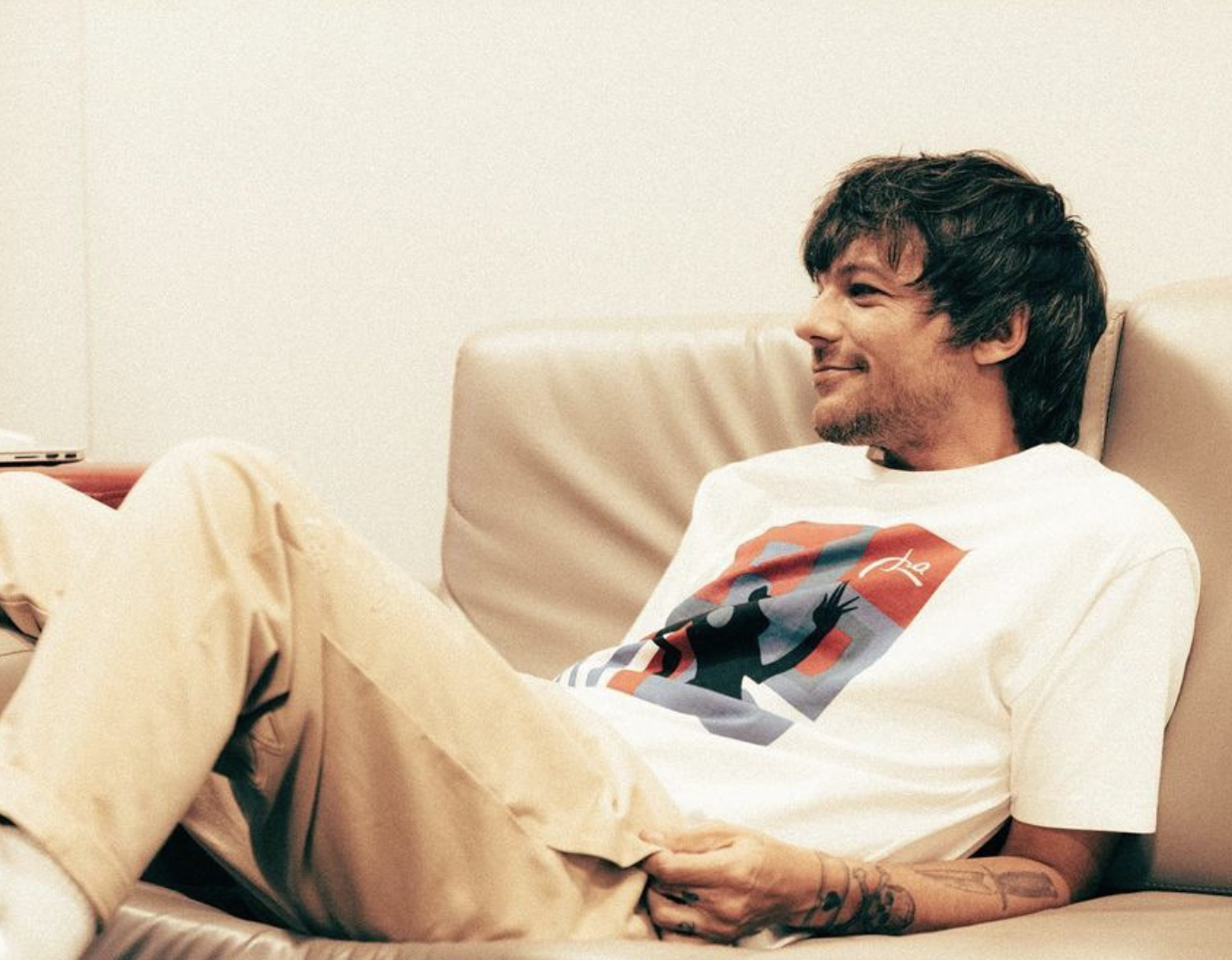 Louis Tomlinson spreekt zich uit over ‘Larry Stylinson’ in nieuw interview