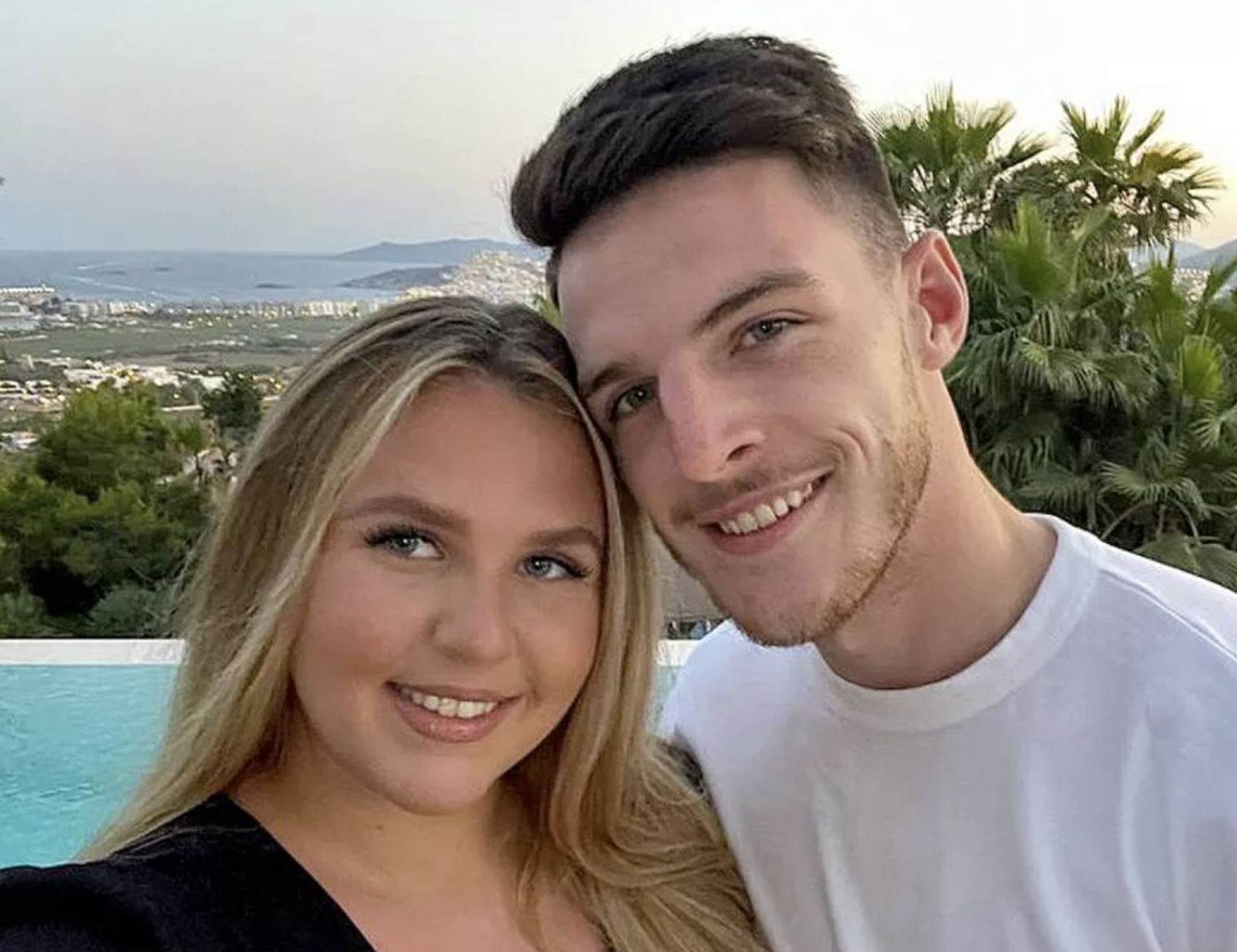 Bizar: vriendin Arsenal-speler krijgt zoveel online haat om deze reden