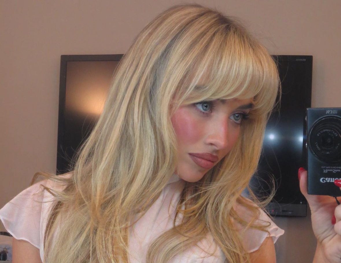 Dit is de blush die Sabrina Carpenter gebruikt