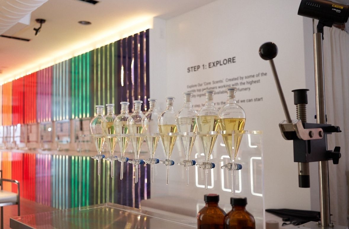 Doen in New York: parfum maken bij Olfactory