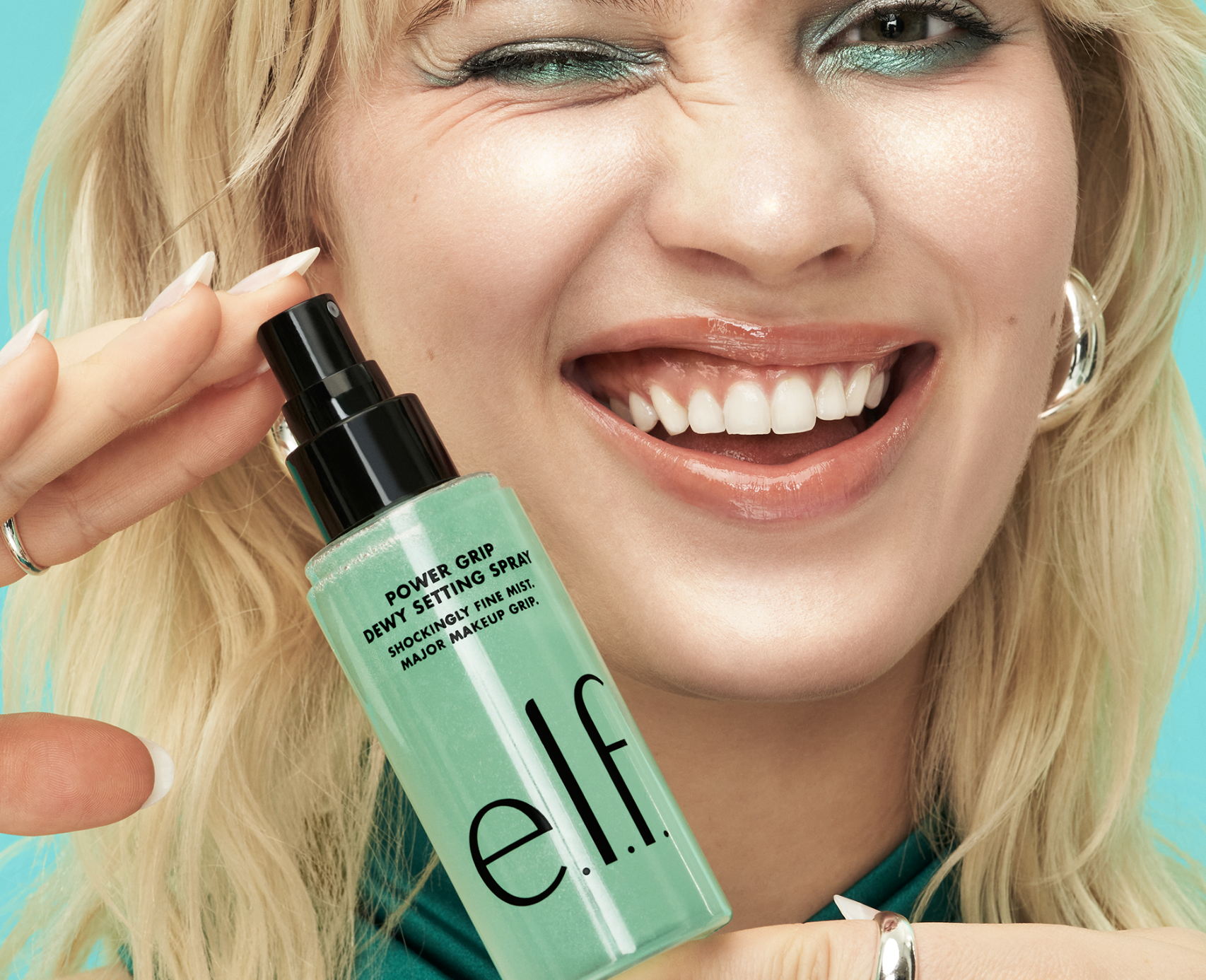 Nieuw: e.l.f. Cosmetics Power Grip Dewy Setting Spray