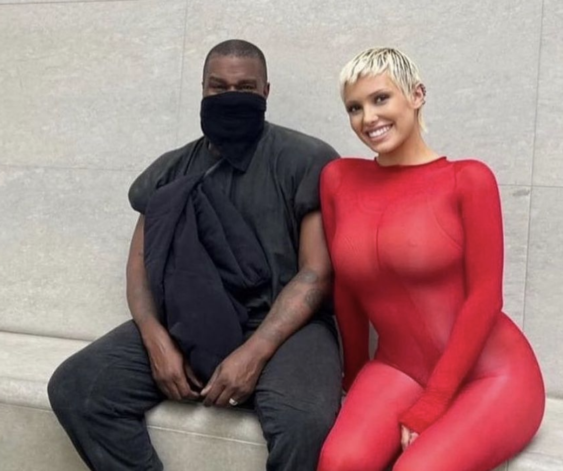 Kanye West en Bianca Censori uit elkaar: ‘Ze is weggelopen’