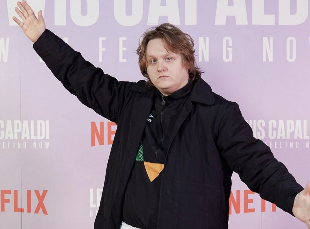 Hoe is het nu met Lewis Capaldi?