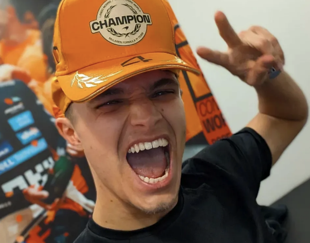 Wil je zien: Zó vierde Lando Norris zijn overwinning in Abu Dhabi