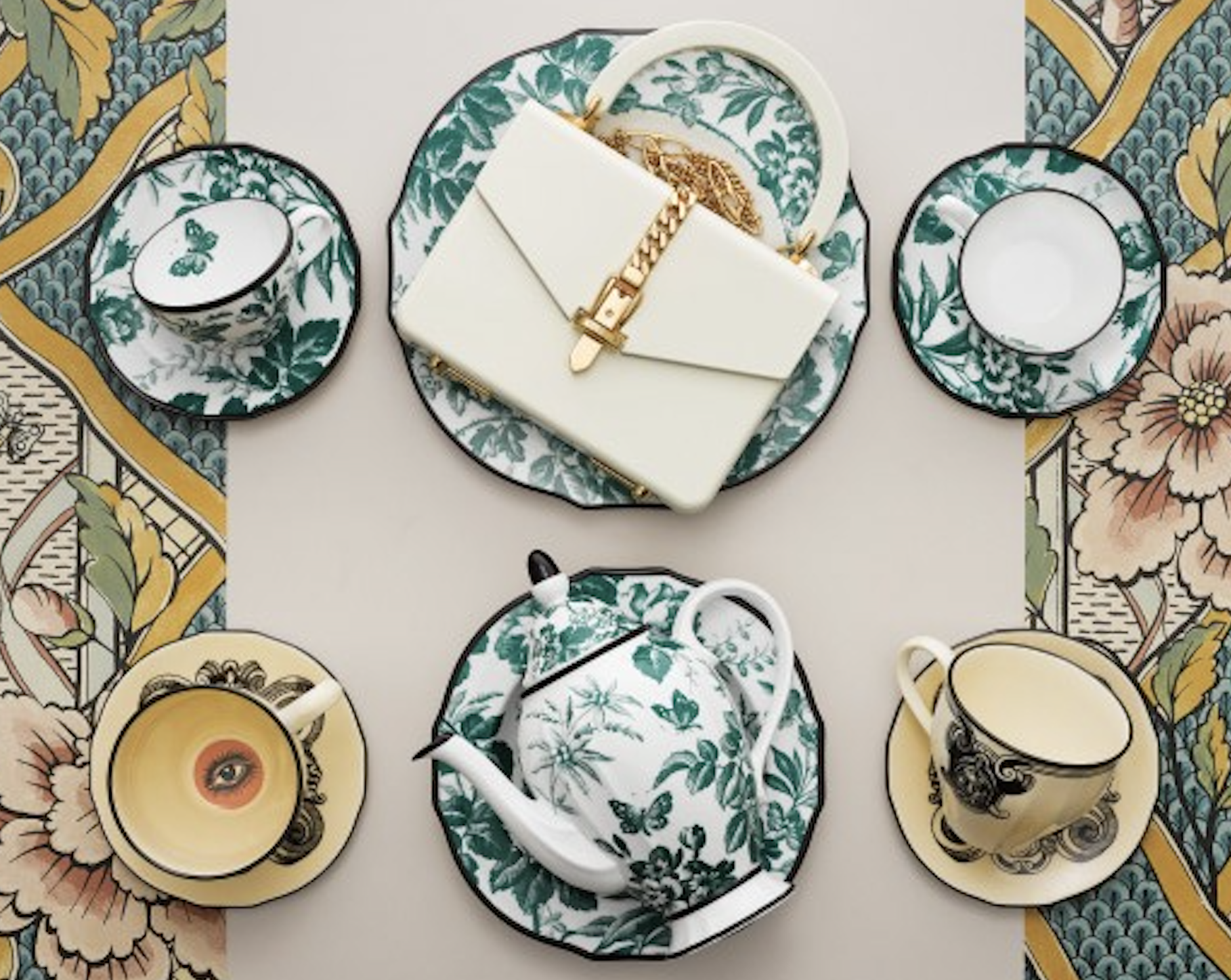 Bij de Action scoor je nu de dupes van dit Gucci-servies