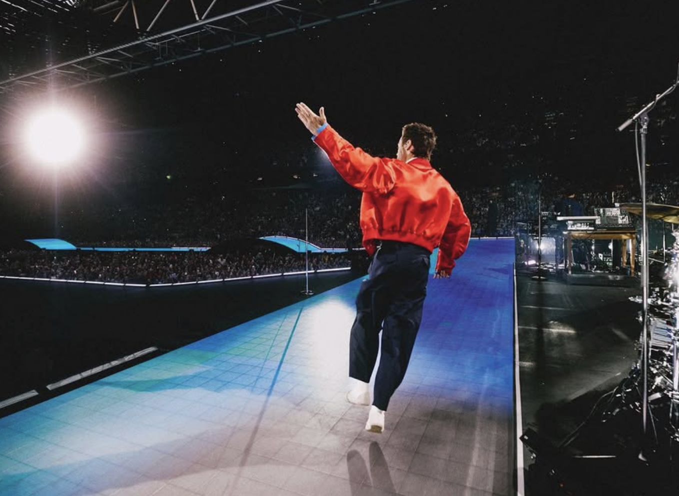 Podium Harry Styles wordt aangepast na klachten